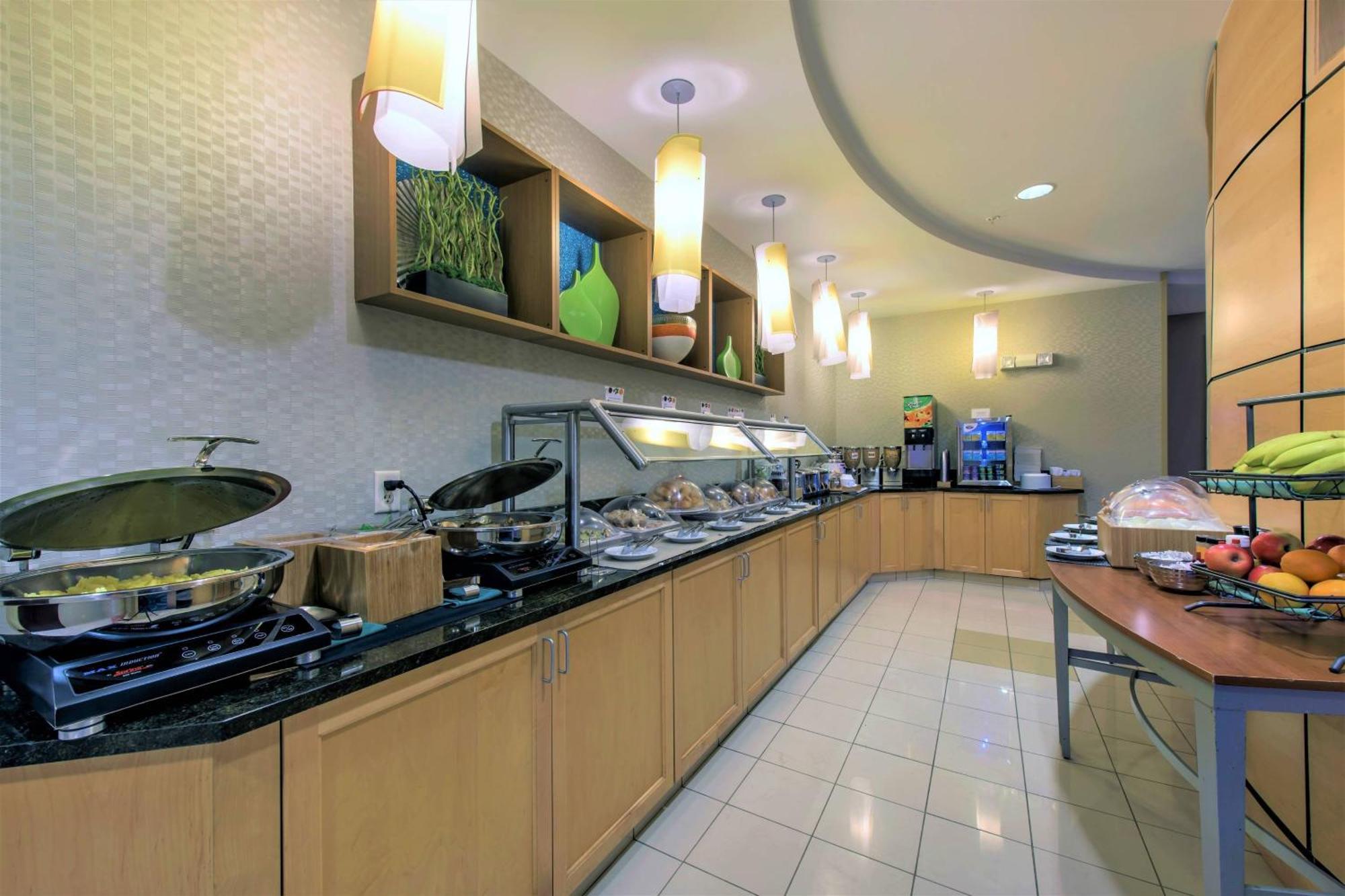 Springhill Suites Devens Common Center Exterior foto