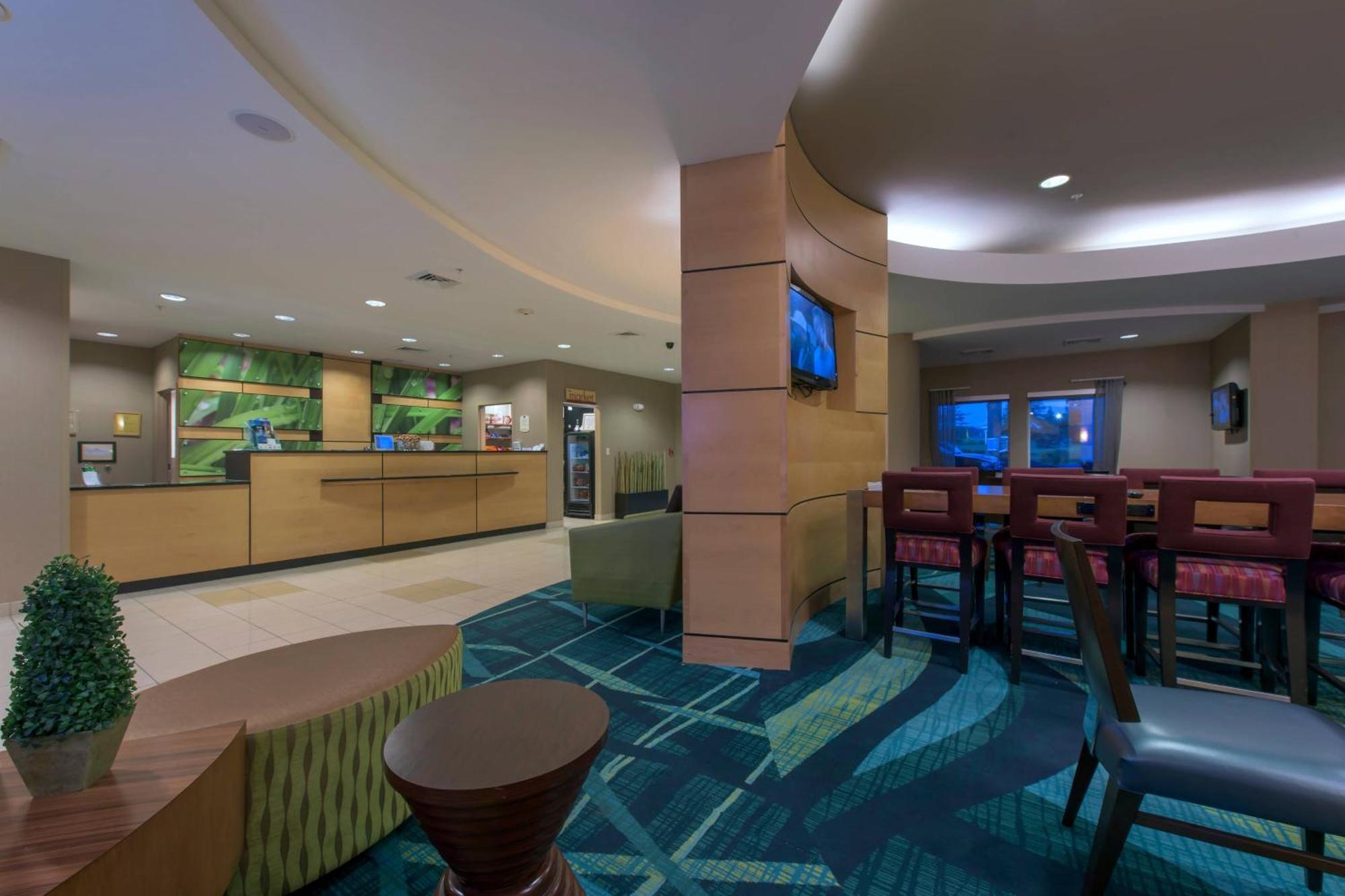 Springhill Suites Devens Common Center Exterior foto